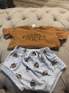 Boy's Size 2T Two Piece "Game Day" Outfit